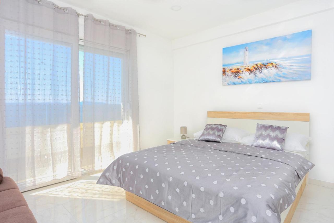 Family Friendly Apartments With A Swimming Pool Zivogosce - Porat, Makarska - 18150 Exterior photo